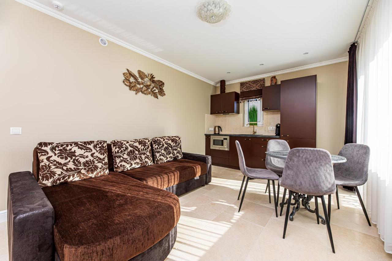 Sakura_Inn Palanga Extérieur photo
