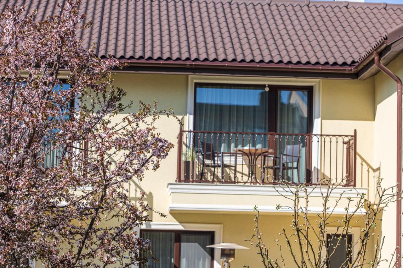 Sakura_Inn Palanga Extérieur photo